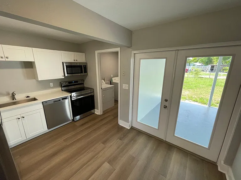 4191 SE Lincoln St — Photo 5
