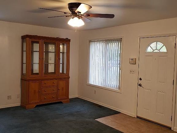 4th image of 405 Woodlawn Ave
