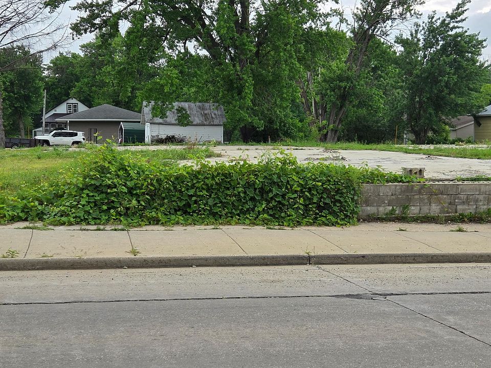 1st image of 115 E. Main Street