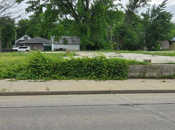 115 E. Main Street, La Valle, WI 53941