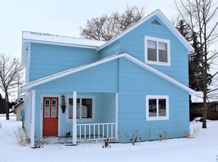 424 W Pine St, Washburn, WI 54891