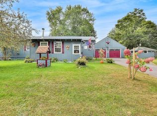 21 Middle Ave, Mexico, ME 04257