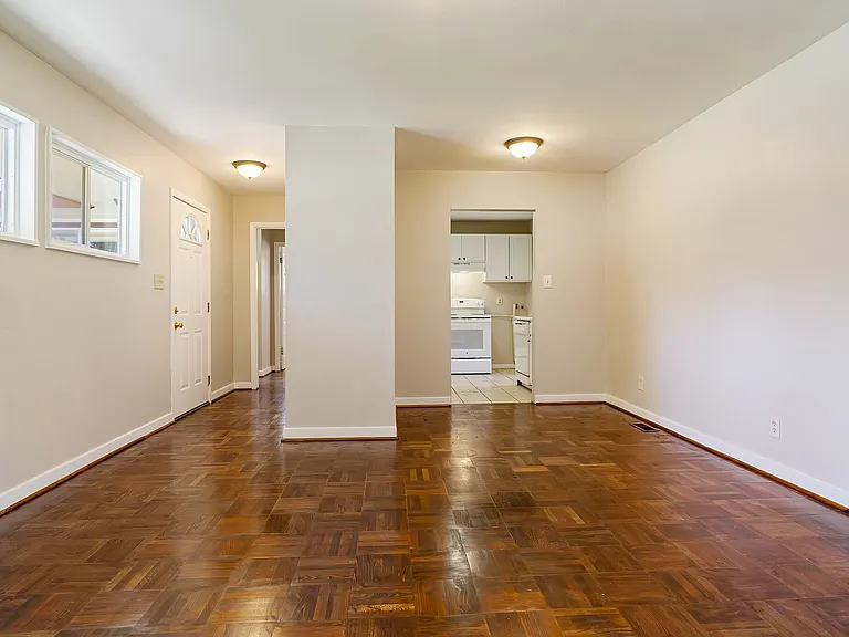 132 Woodside Dr — Photo 5