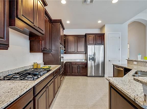 3rd image of 9937 Alhambra Ln