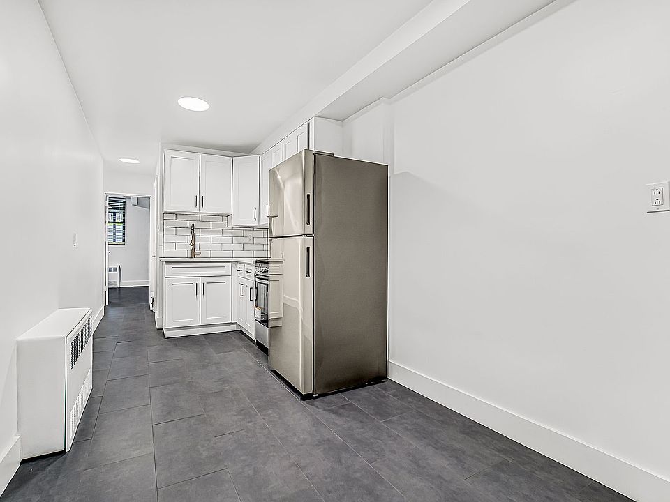 1st image of 20-15 49th St #1