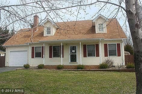 1st image of 320 Hackberry Dr