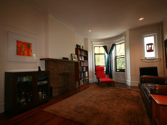 Living room (2)