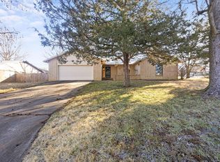 2648 N Wakefield Pl, Fayetteville, AR 72703