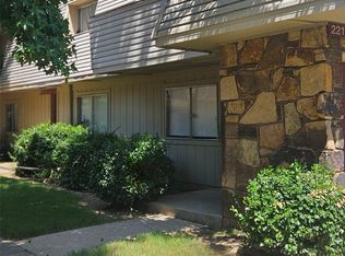2210 E 66th Pl, Tulsa, OK 74136