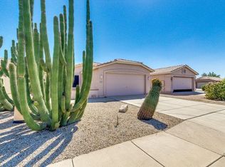 1375 E Runaway Bay Dr, Chandler, AZ 85249