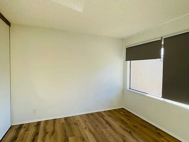 1214 Llama Ct — Photo 23