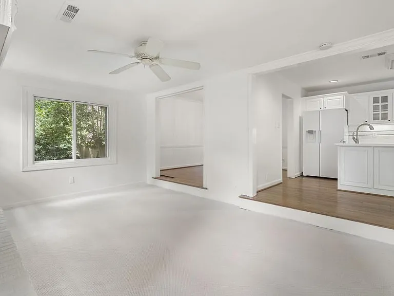 2151 Radcliffe Dr NW — Photo 21