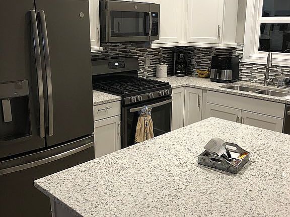 2nd image of 1509 Tuscany Dr SE