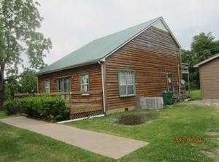 136 Crow Rd, Crofton, KY 42217