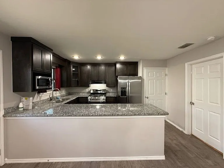 3704 Octavia Dr — Photo 4