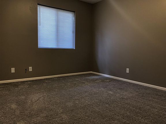 5th image of 941 Washington St APT 19