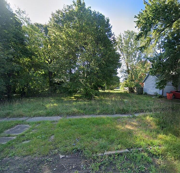 1st image of 584 Green Ave