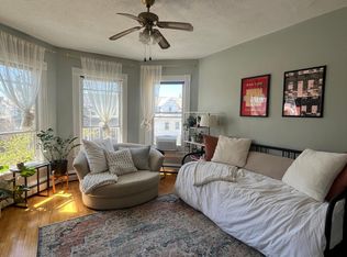 50 Clarke St #2N, Burlington, VT 05401