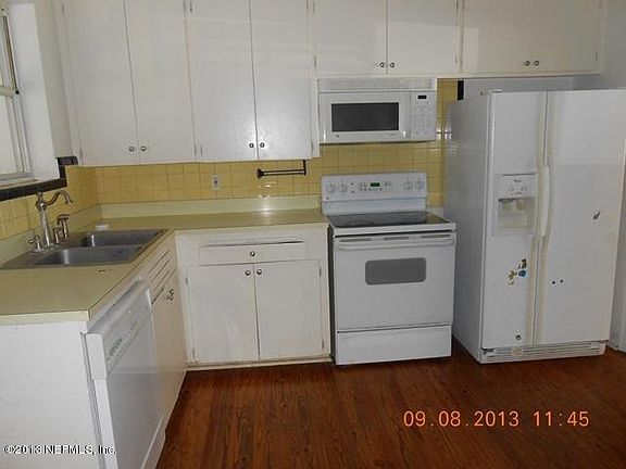 5th image of 6326 Mercer Cir W