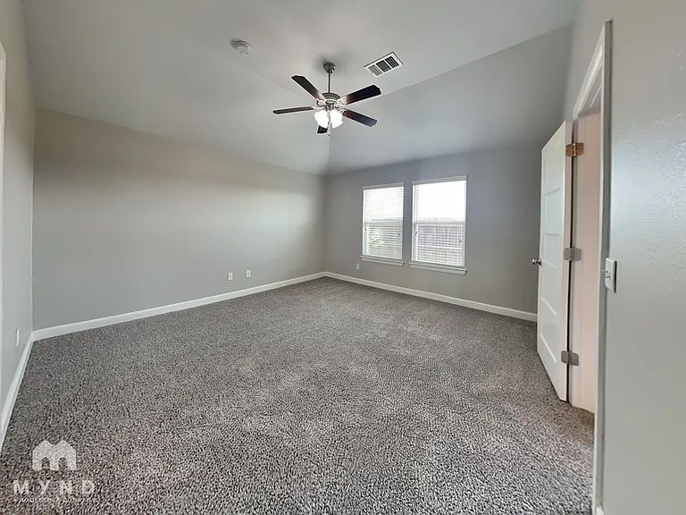 18218 Manera Way — Photo 9