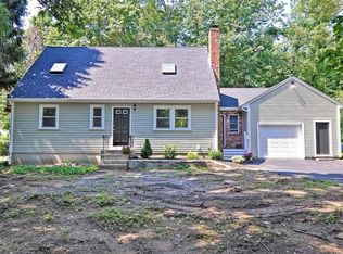 69 Mirror Lake Ave, Norfolk, MA 02056