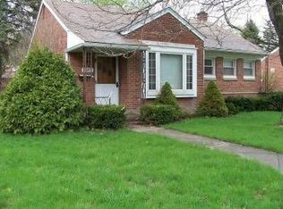20407 Sumner, Redford, MI 48240