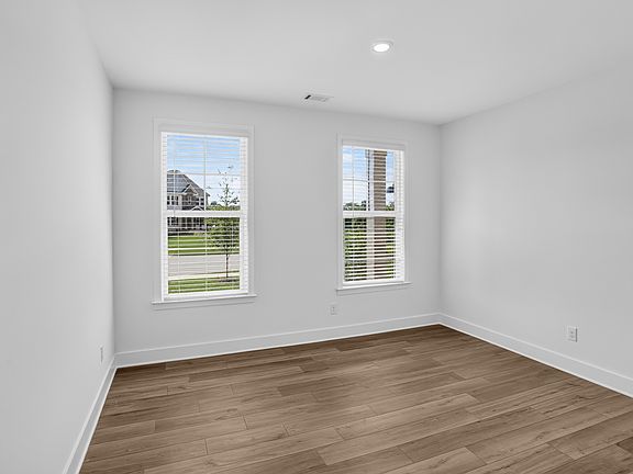 Estates Yellow Creek Darlington II 24