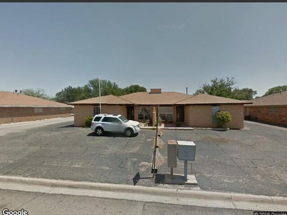 1st image of 2505 Haynes Dr APT A