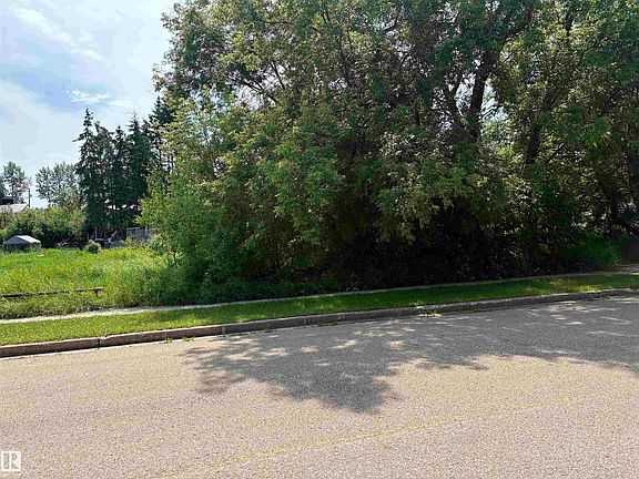 4th image of 2 University Ave