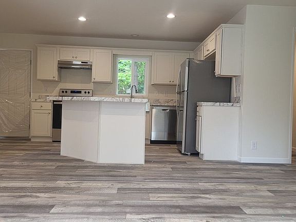 2nd image of 5819 257th St E