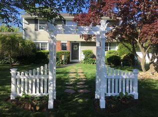 21 Sharon Ct, Kings Park, NY 11754