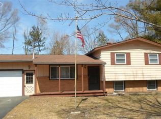 5049 Dennis St, Flint, MI 48506