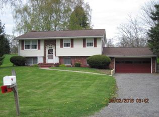 22 Horne Ln, Oil City, PA 16301