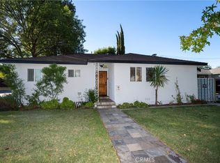 7001 Jellico Ave, Van Nuys, CA 91406