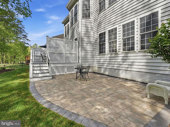 5th image of 7805 Rose Garden Ln