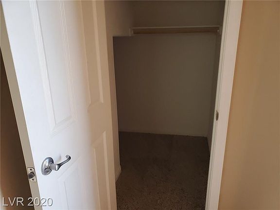 3rd image of 9101 Craven Ave