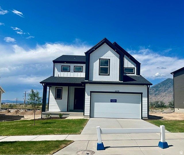 1st image of 1459 E Aspen Grove Dr #913