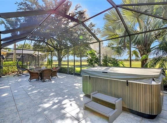 Oversized Lanai with your private Jacuzzi Hot Tub that is low maintenance and chemical free