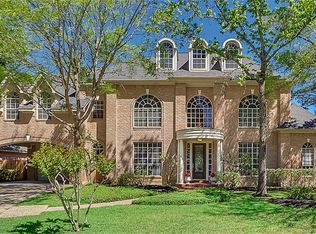 35 Pebble Cove Dr, Spring, TX 77381