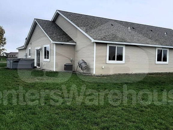 2nd image of 1175 Sugar Pine Ln