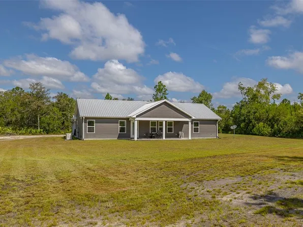 1027 Picketts Mill Trl, Waynesville, GA 31566