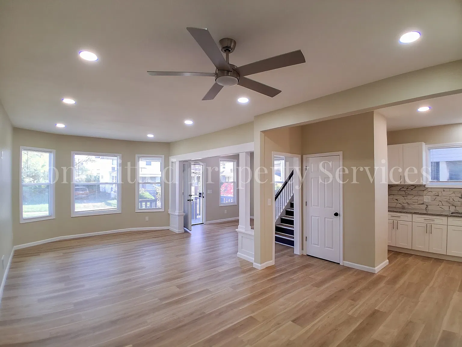 3 bed, 1.5 bath, 1875 sqft, $1,550 — Photo 2