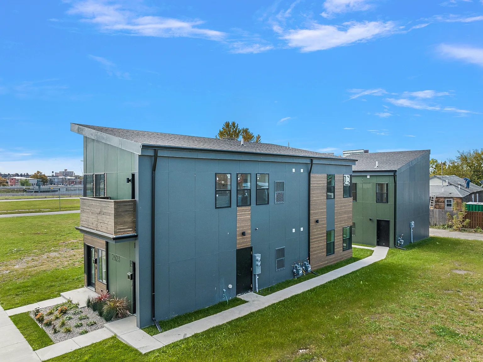 2 bed, 1100 sqft, $1,995 — Photo 4