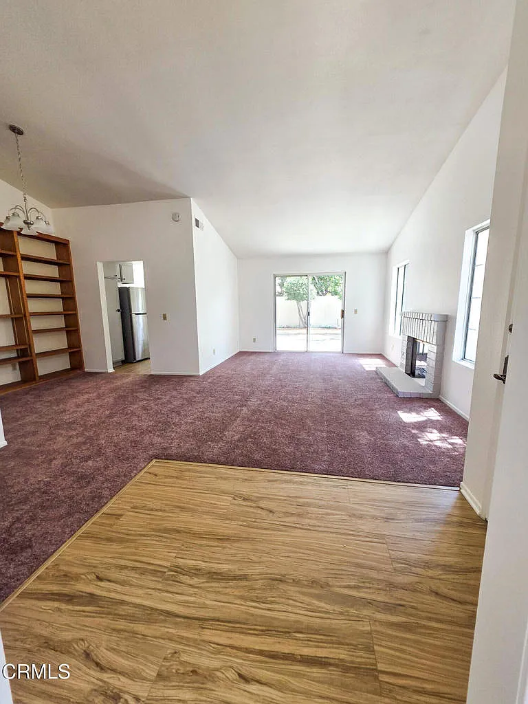 3 bed, 2.0 bath, 1195 sqft, $2,300 — Photo 4