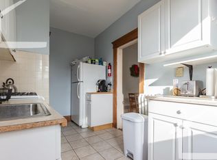 32 Park Vale Ave APT 7A, Allston, MA 02134
