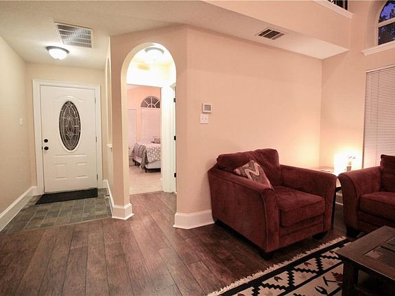 4th image of 1236 Darless Dr