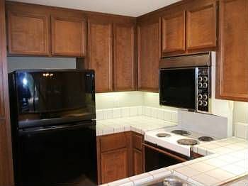 5th image of 5569 Makati Cir #G