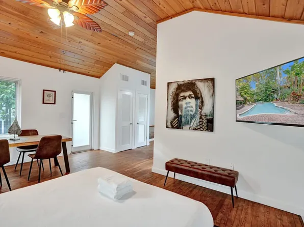 1115 SW 4th St, Fort Lauderdale, FL