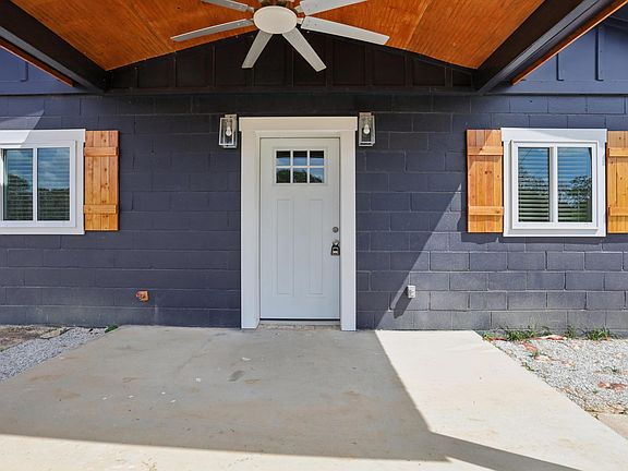2nd image of 419 Fairhope
