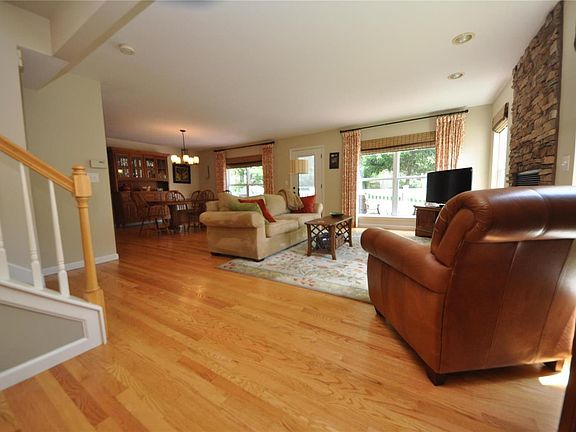 5th image of 806 Conch Terrace Lake